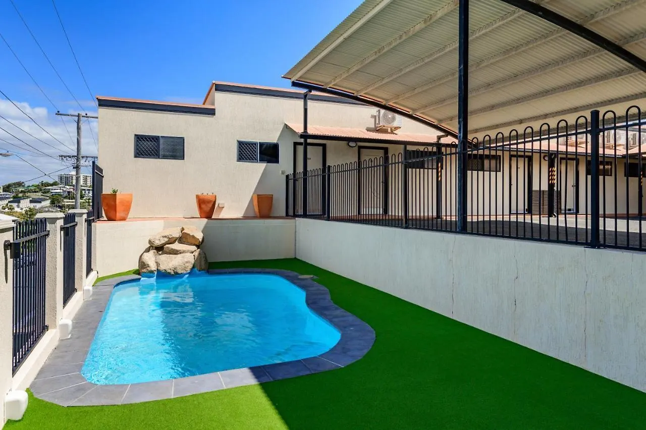 Cq Motel Gladstone 4*,  Australia